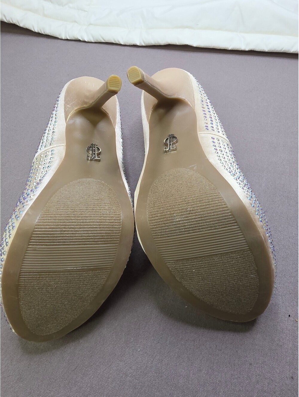 Jennifer Lopez JL Blingy Blush Rhinestone Peep Toe Platform Heels Size 6 - Picture 7 of 9